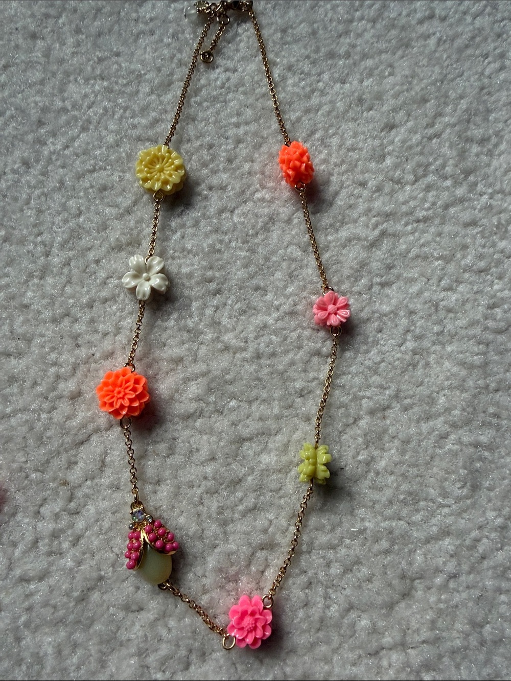 Crewcuts flower necklace